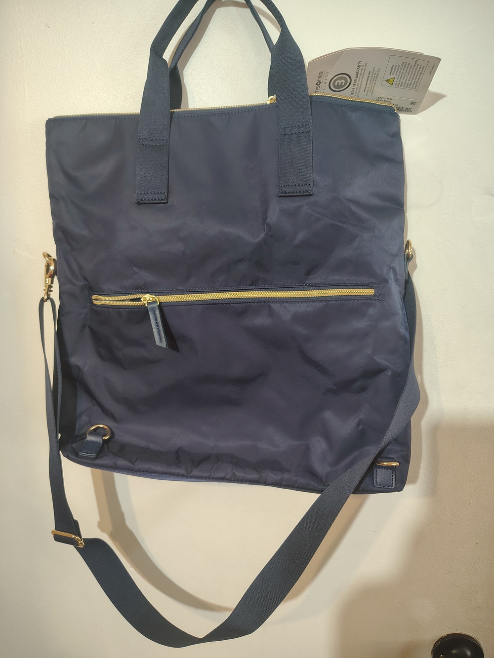 Samsonite Navy Convertible Backpack Tote with Gold Hardware 5 Ways to wear - Picture 8 of 9